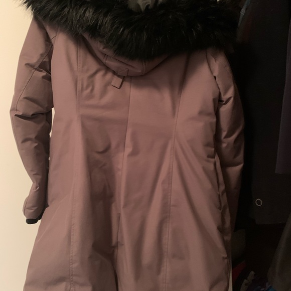 Women parka - Picture 3 of 3